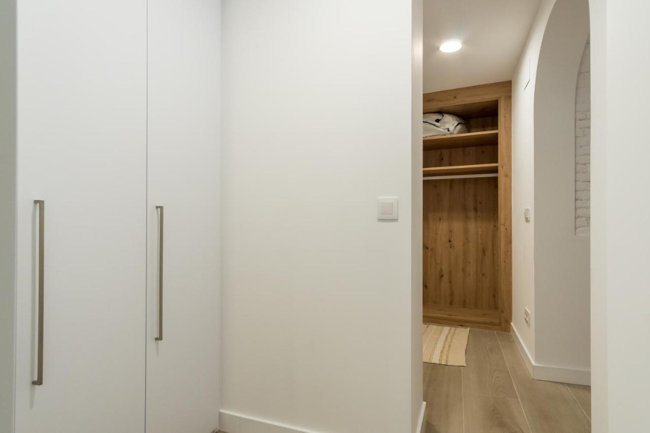 Modern And Bright- 2 Bd 2 Bth - Center Apartamento Madri Exterior foto