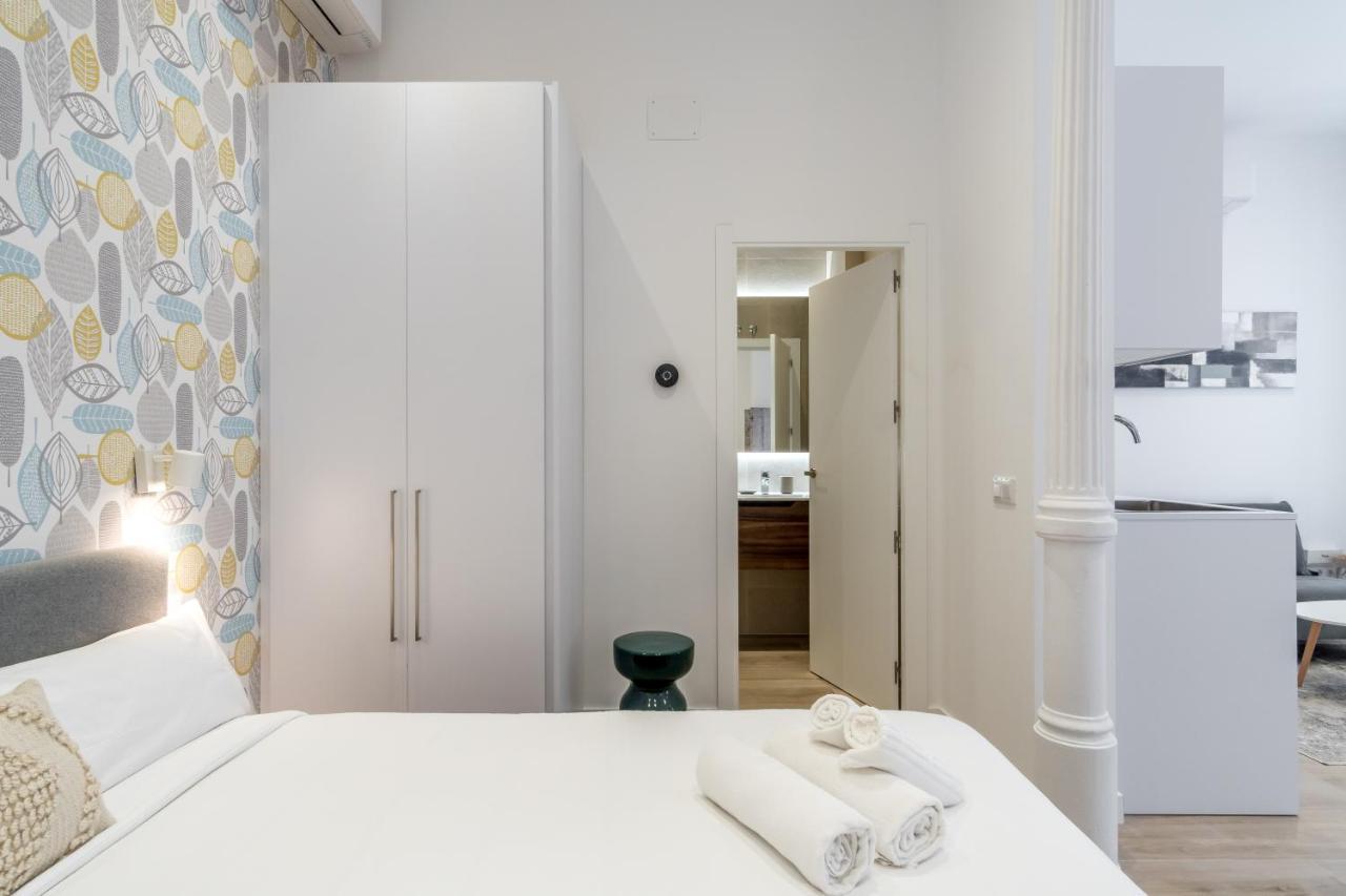 Modern And Bright- 2 Bd 2 Bth - Center Apartamento Madri Exterior foto